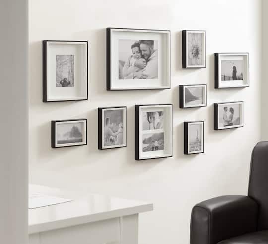 Kate and Laurel Gibson Wall Photo Frames Set